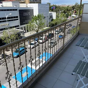 The Muse Flat In Just A Few Steps Away From Museums And Helexpo Daire
